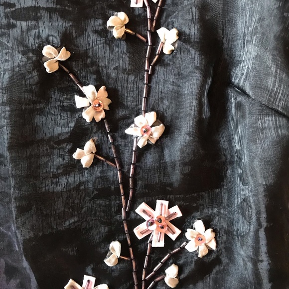 InWear Dressy Black Sleeveless Top with Embossed Flower Beading, Size 4 - Picture 13 of 14